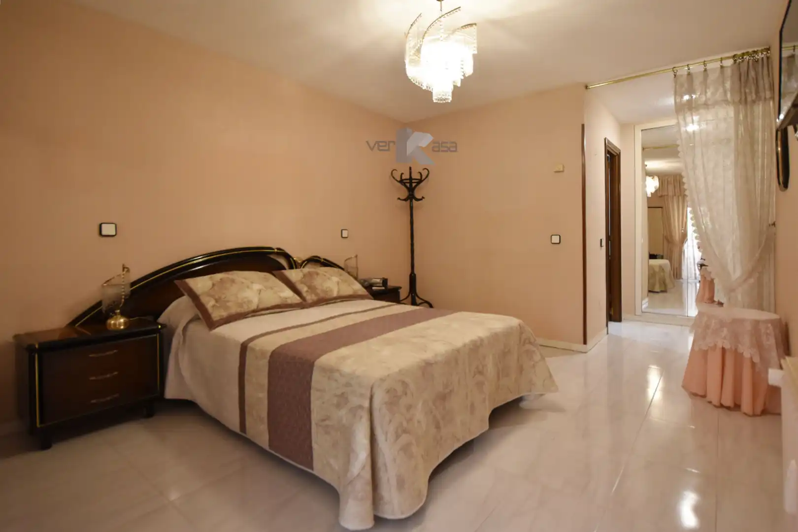 Habitación de Piso en venta en Pinto con Calefacción, Terraza y Piscina comunitaria