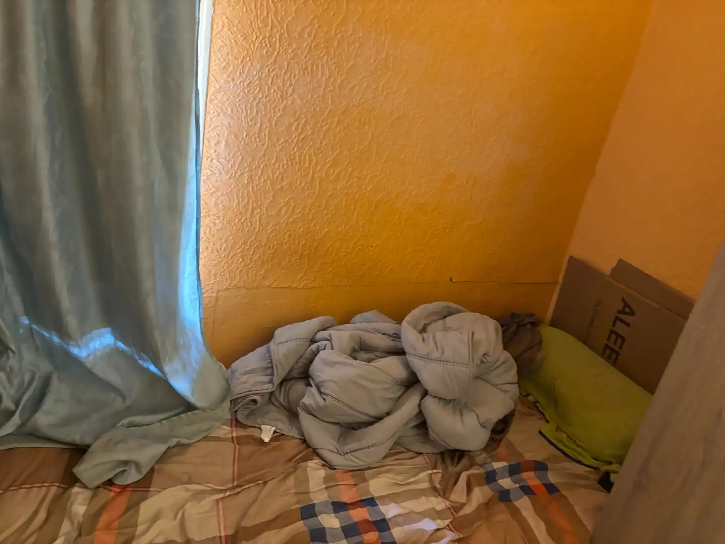 Schlafzimmer von Wohnung zum Verkauf in Badalona mit Ofen