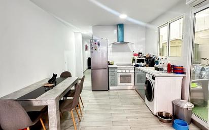 Kitchen of Flat for sale in  Valencia Capital  with Air Conditioner and Terrace