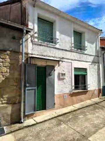 Casa adosada en Venta en Juan Matias Cas en San Muñoz