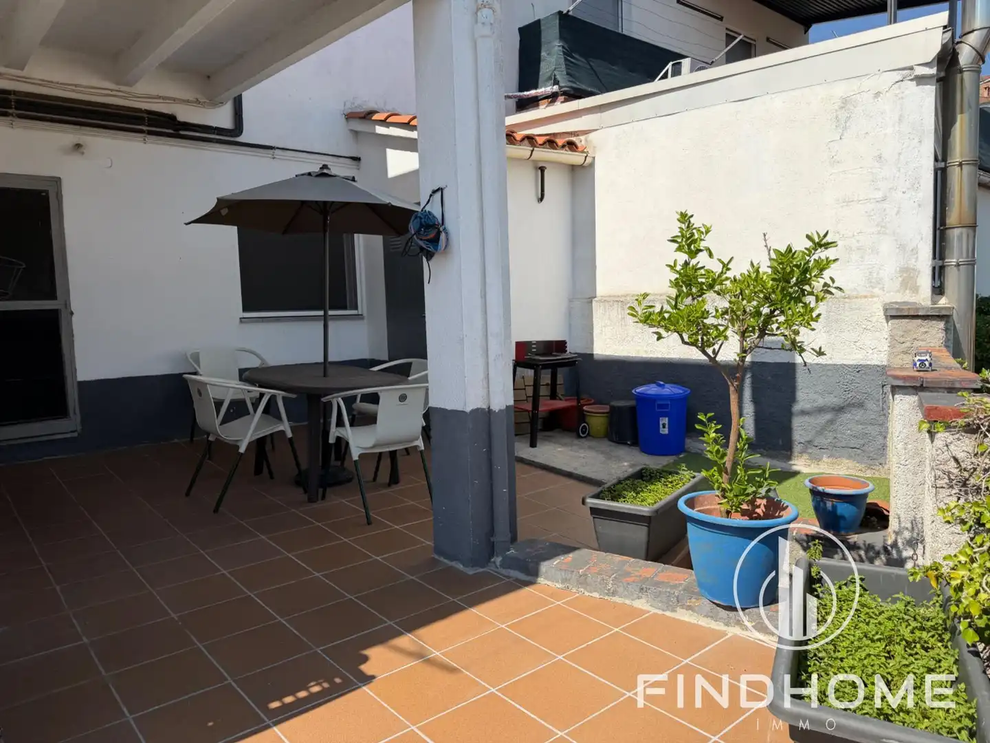 Terraza de Casa adosada en venta en Olot con Calefacción y Trastero
