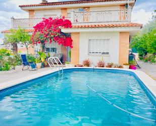 Swimming pool of House or chalet for sale in  Tarragona Capital  with Air Conditioner, Heating and Private garden