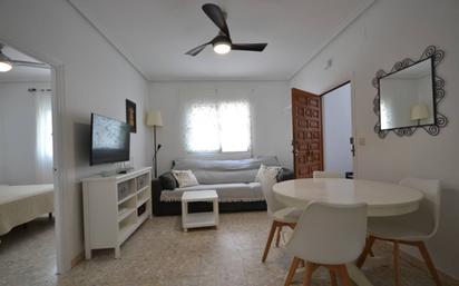 Sala d'estar de Pis en venda en Conil de la Frontera amb Traster i Moblat