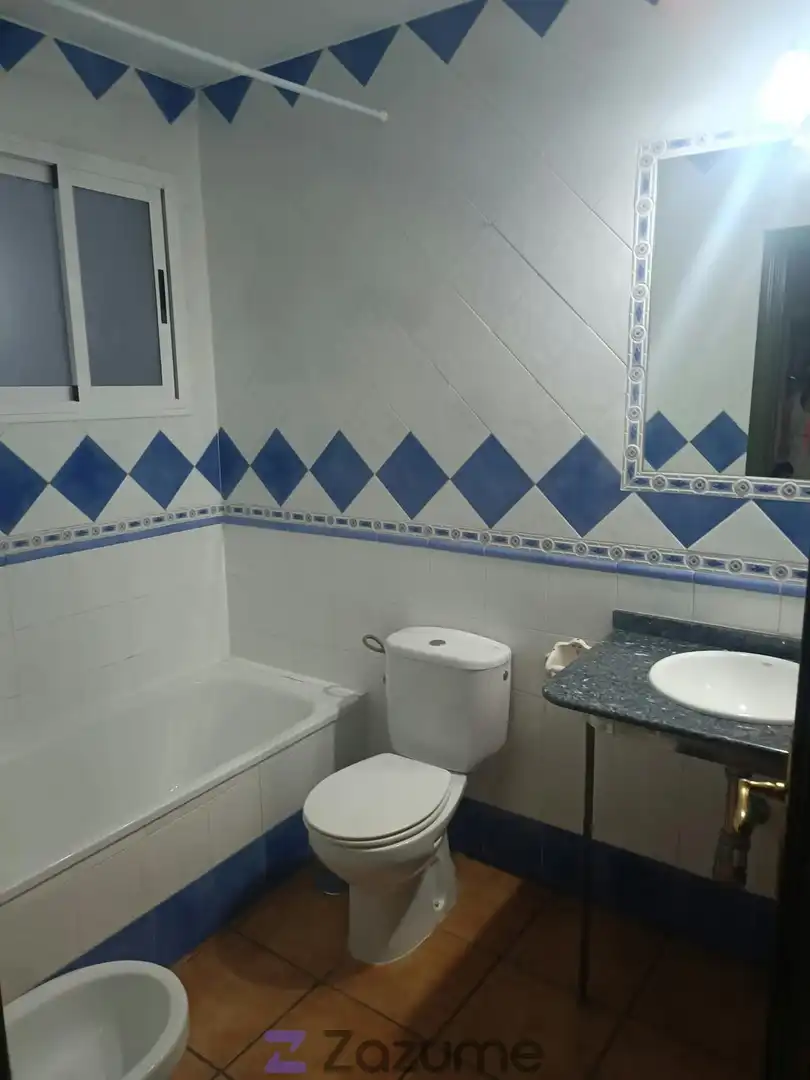 Bany de Apartament de lloguer en Zafra amb Jardí privat, Piscina i Forn