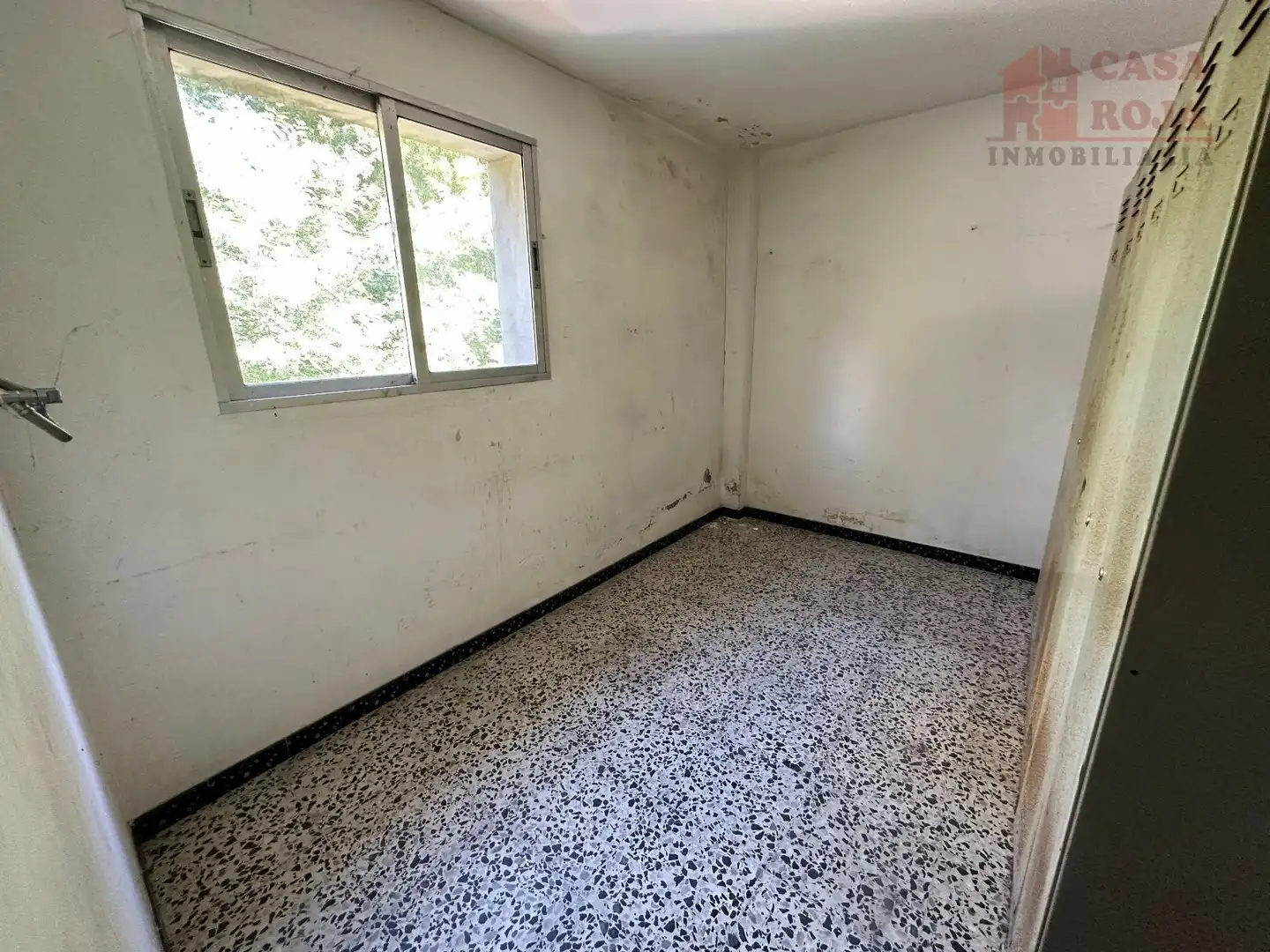 Schlafzimmer von Fabrikhallen zum Verkauf in Moaña