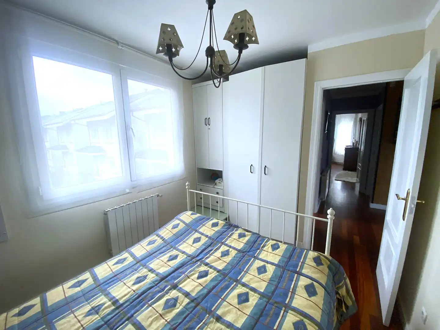 Habitación de Casa o chalet en venta en Castro-Urdiales con Calefacción, Jardín privado y Parquet