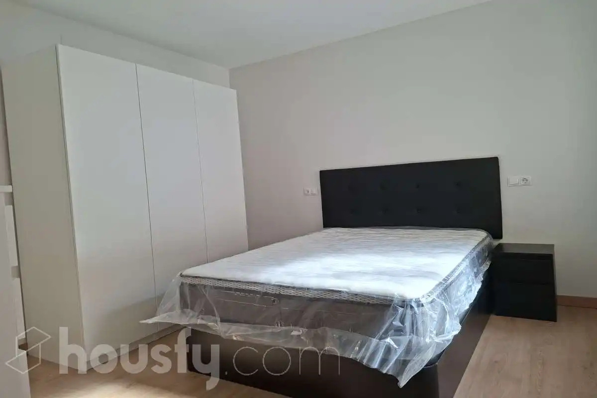 Habitación de Piso de alquiler en Siero con Calefacción, Parquet y Terraza