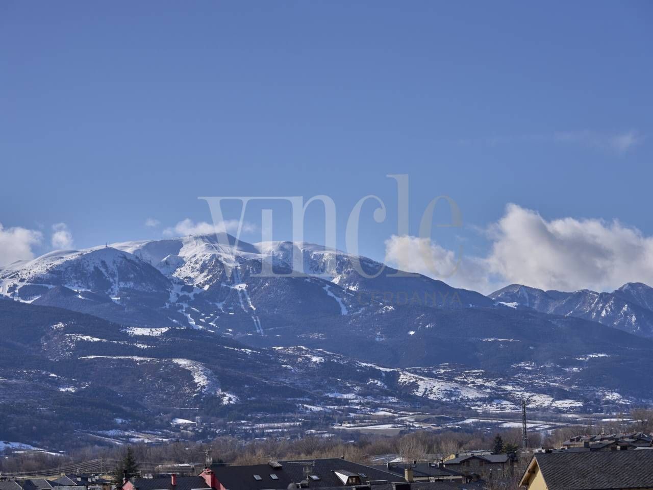 Exterior view of Single-family semi-detached for sale in Puigcerdà  with Heating, Parquet flooring and Terrace
