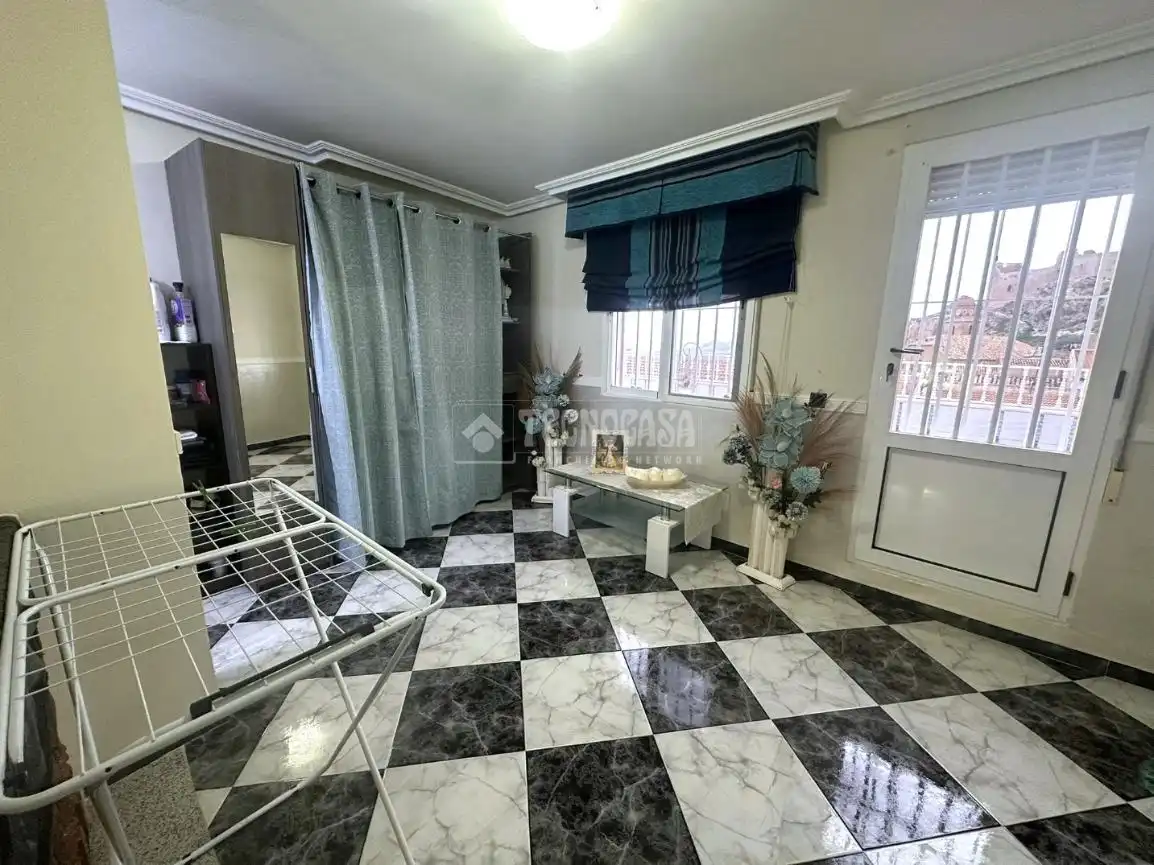 Dormitori de Casa o xalet en venda en Bedmar y Garcíez amb Aire condicionat, Calefacció i Terrassa