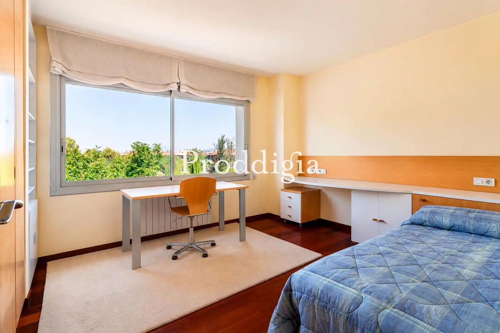 Bedroom of Houses for sale in Sant Cugat del Vallès  with Air Conditioner, Terrace and Storage room