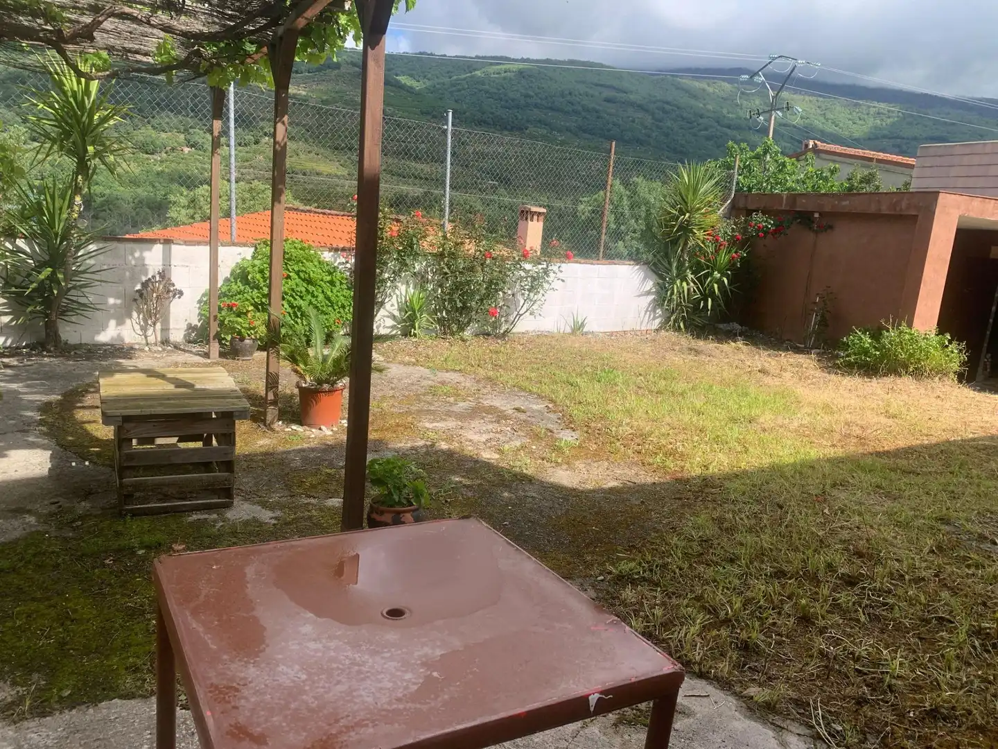 Jardín de Finca rústica en venta en Casas del Castañar con Calefacción y Terraza