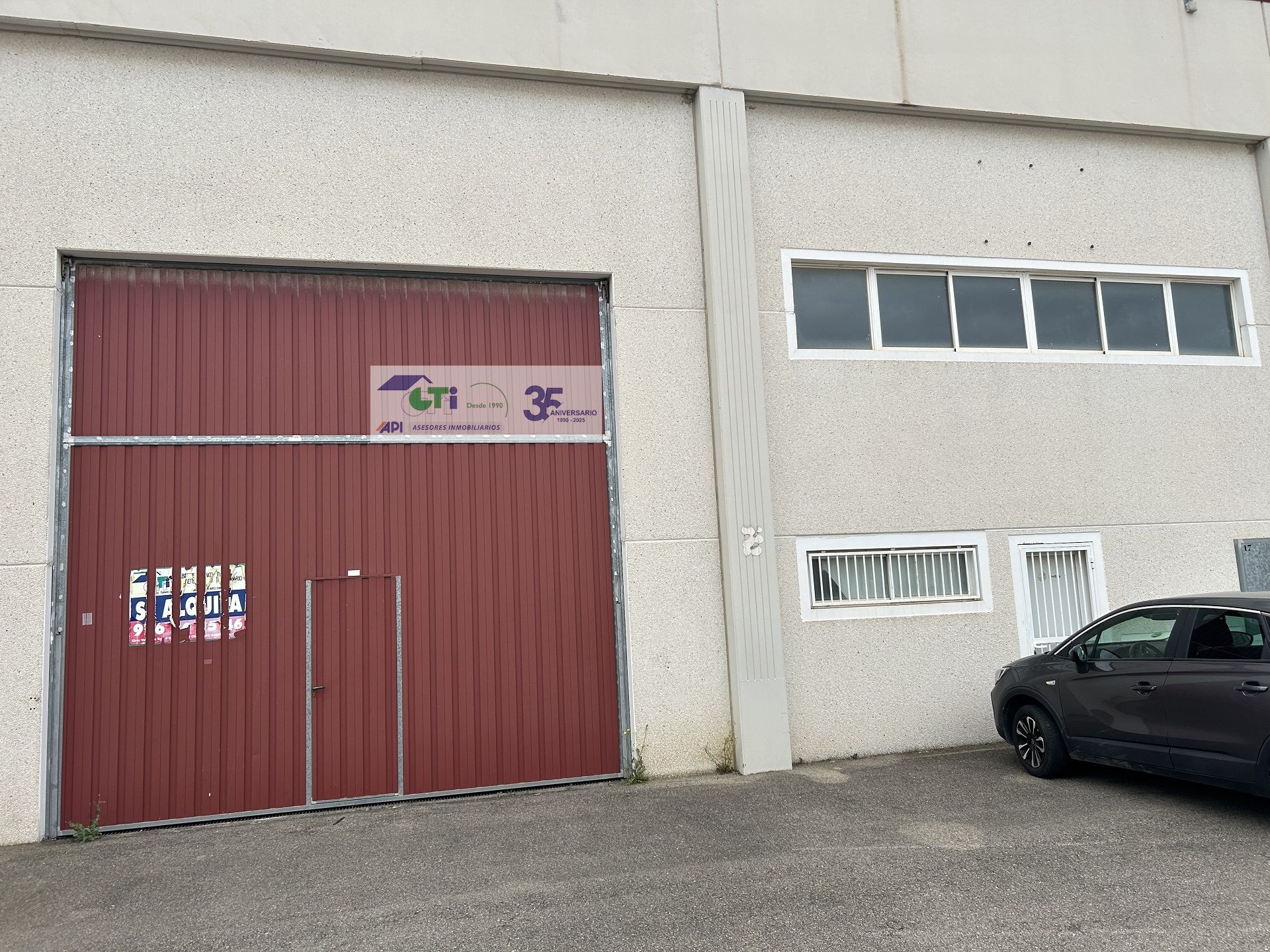 Exterior view of Industrial buildings for sale in La Muela