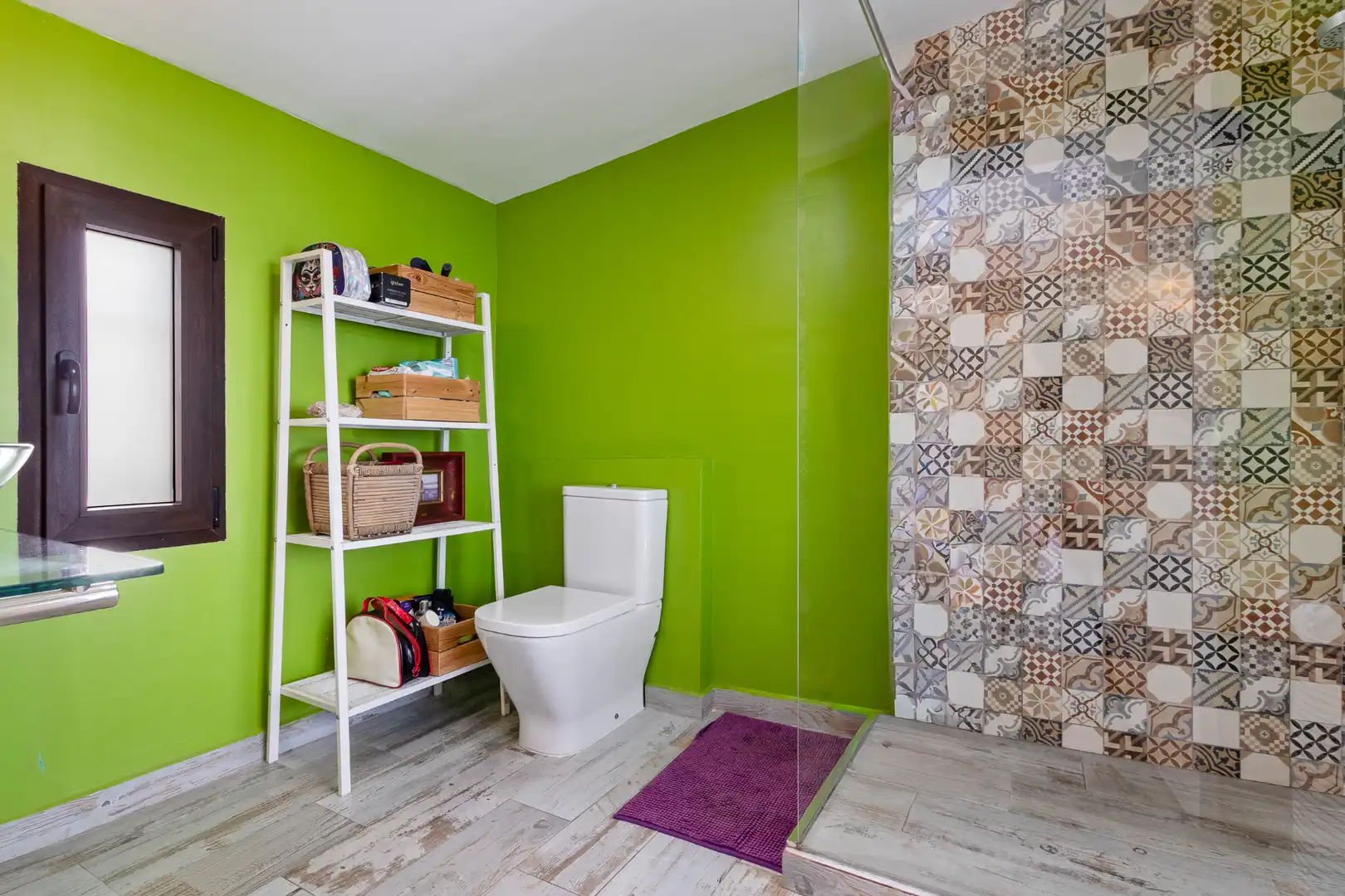 Bathroom of Houses for sale in Fuengirola  with Air Conditioner, Private garden and Swimming Pool