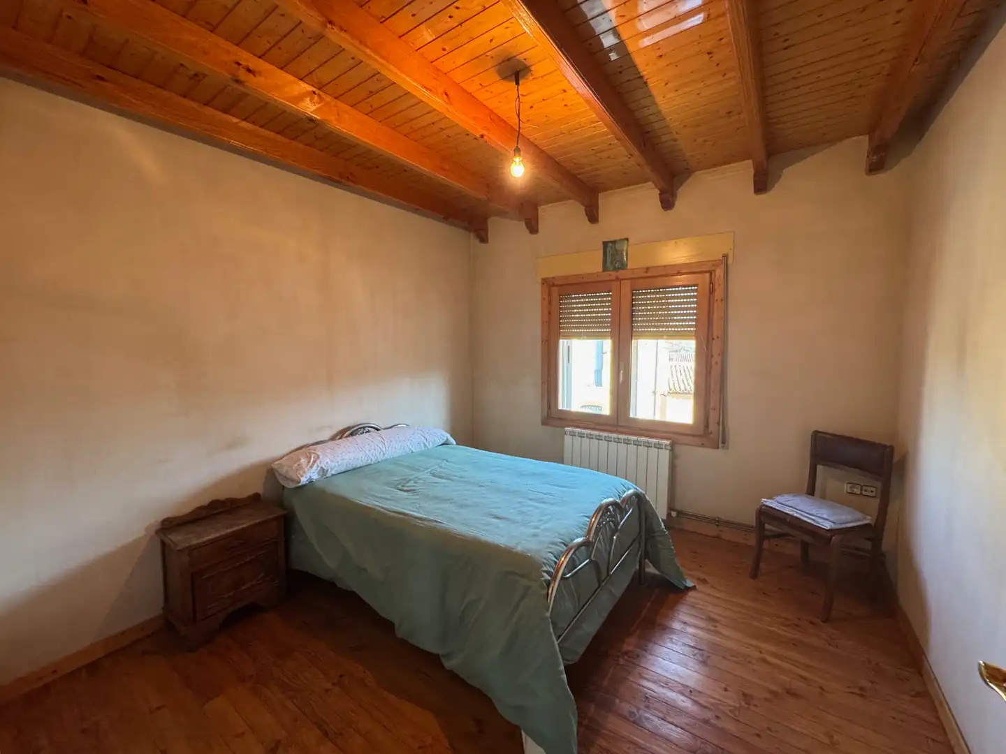 Bedroom of Country homes for sale in Barcial de la Loma  with Heating, Terrace and Storage room