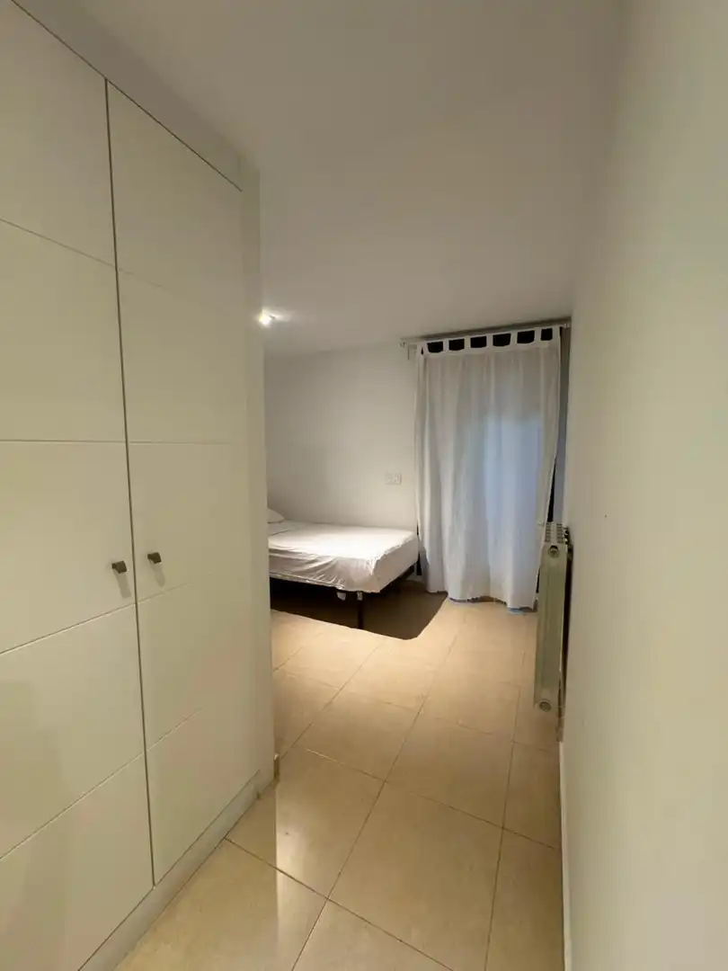 Dormitori de Casa adosada de lloguer en Boadilla del Monte amb Aire condicionat, Calefacció i Jardí privat