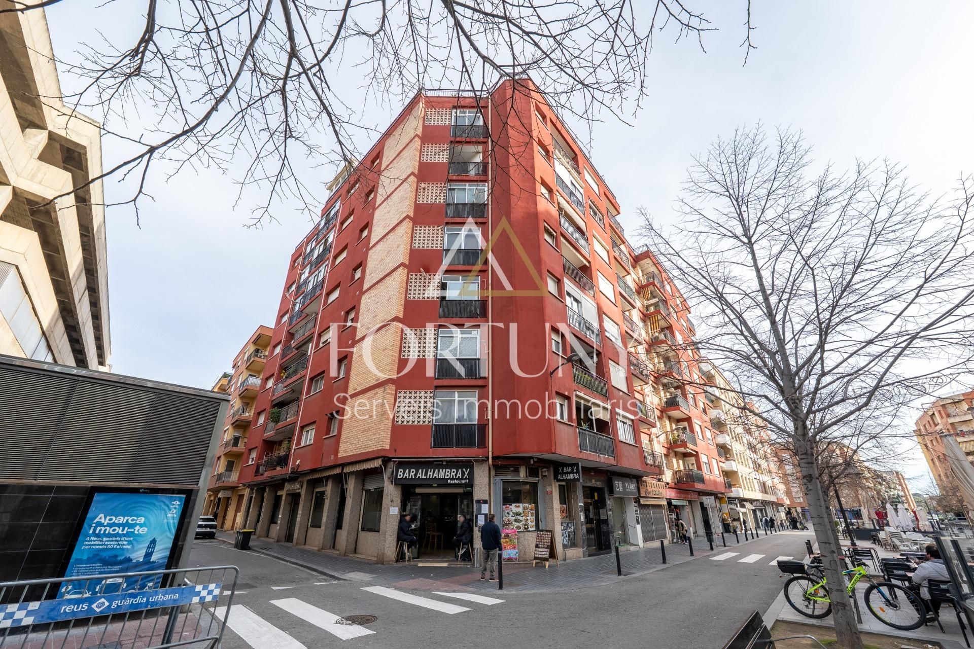 Exterior view of Flat for sale in Reus  with Balcony