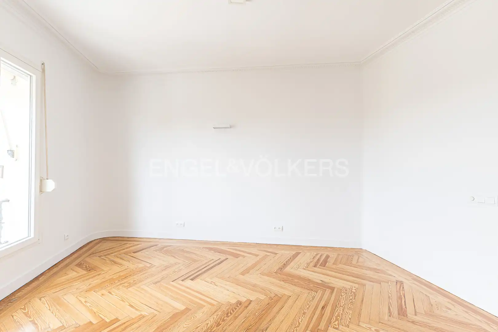 Schlafzimmer von Wohnung zur Miete in Madrid mit Klimaanlage, Heizung und Parkett