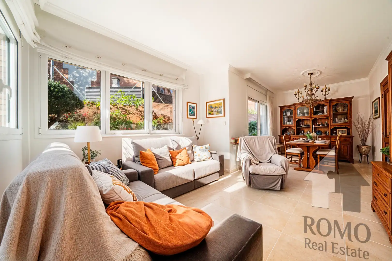 Vista exterior de Casa o chalet en venta en Santa Perpètua de Mogoda con Aire acondicionado, Calefacción y Terraza