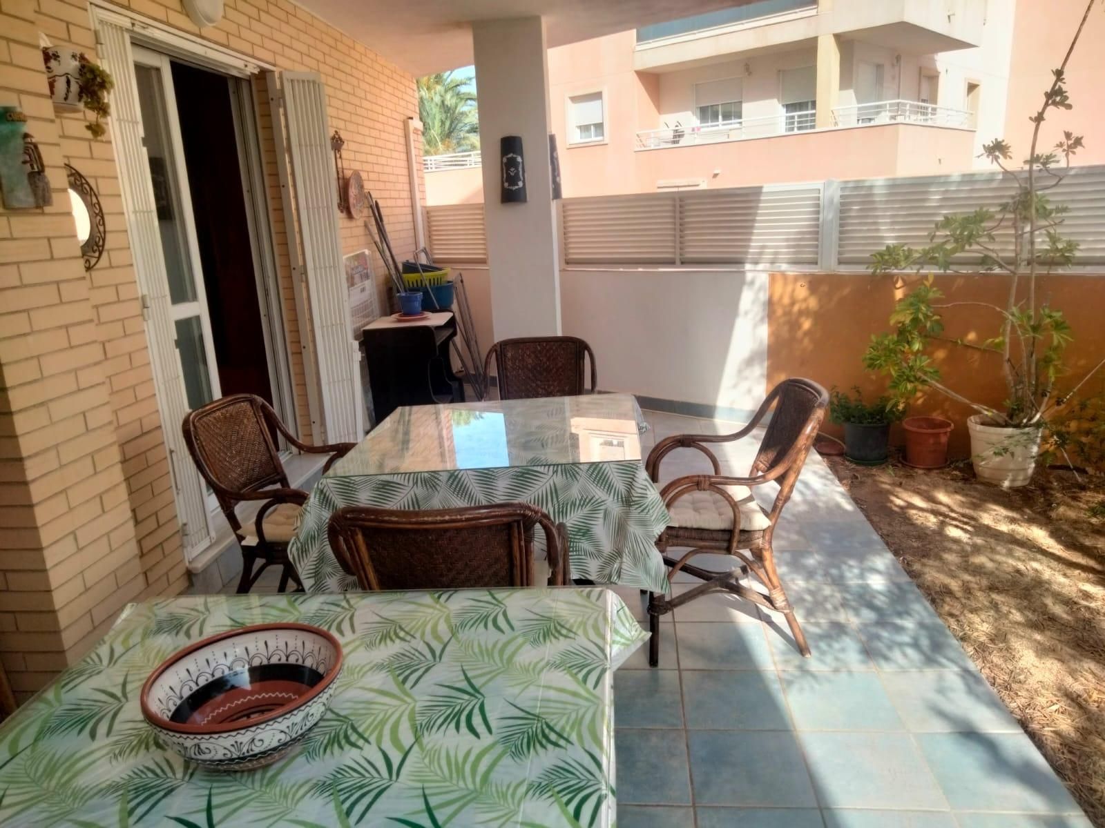 Terrassa de Planta baixa de lloguer en Roquetas de Mar amb Jardí privat i Piscina