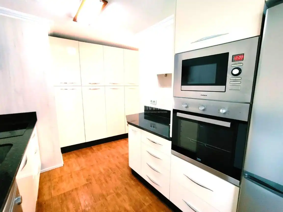 Cocina de Piso en venta en Coria del Río