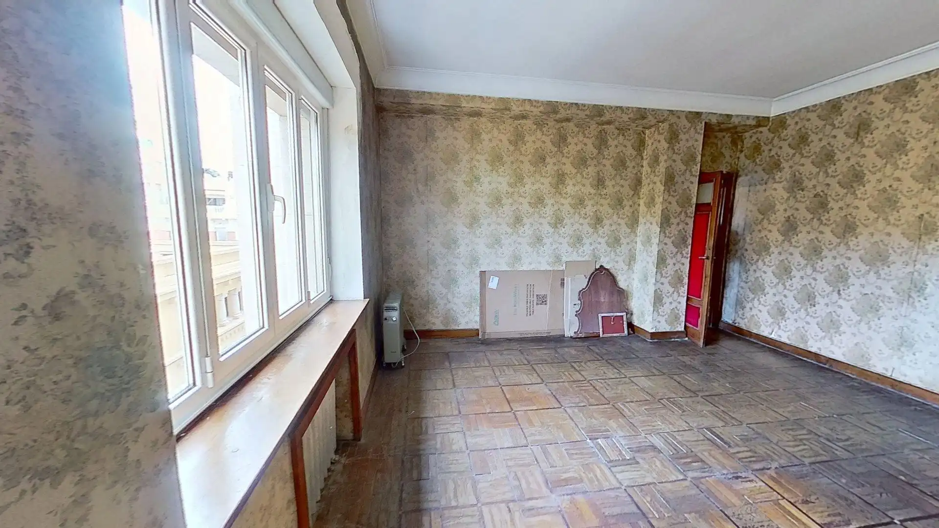 Sala de estar de Piso en venta en Oviedo  con Calefacción