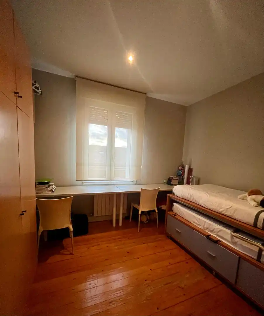 Bedroom of Flat for sale in Bilbao   with Heating, Furnished and Oven