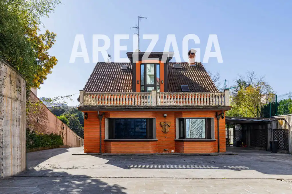 Vista exterior de Casa o xalet en venda en Donostia - San Sebastián  amb Aire condicionat, Calefacció i Terrassa