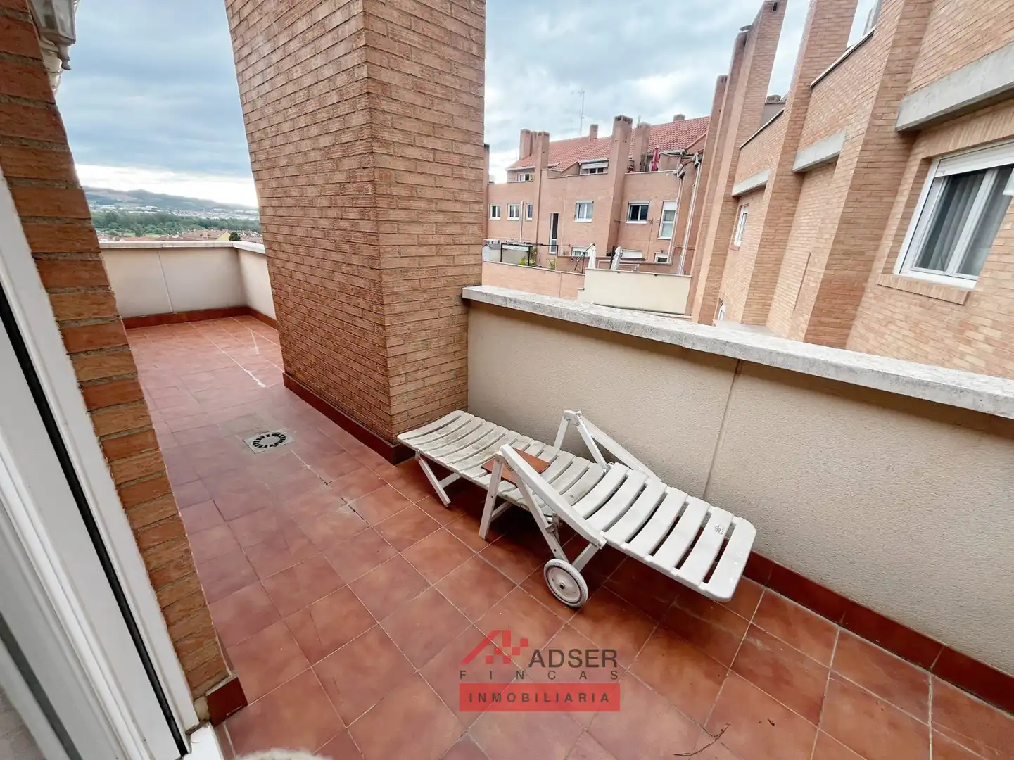 Terraza de Piso en venta en Villamediana de Iregua con Calefacción, Jardín privado y Parquet