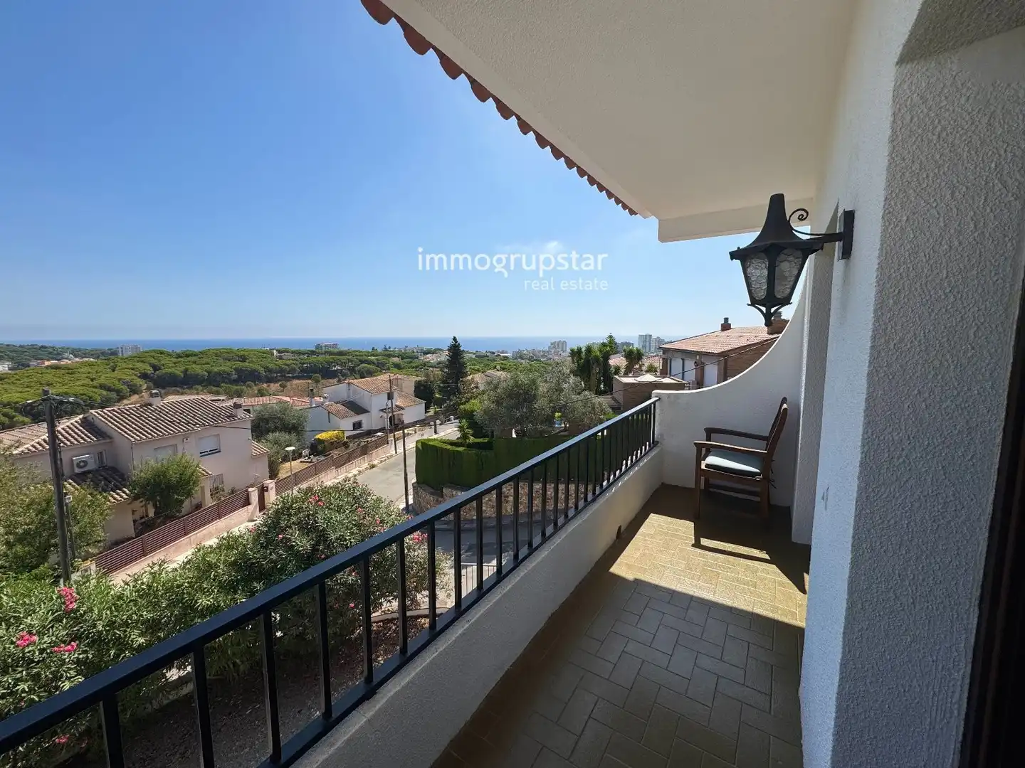 Terraced house with terrace for sale in de Narcis Monturiol, imagen 17