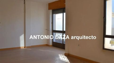 Foto 3 de Piso en venta en Calle Puerta Real, 7, Castillo de Locubín, Jaén