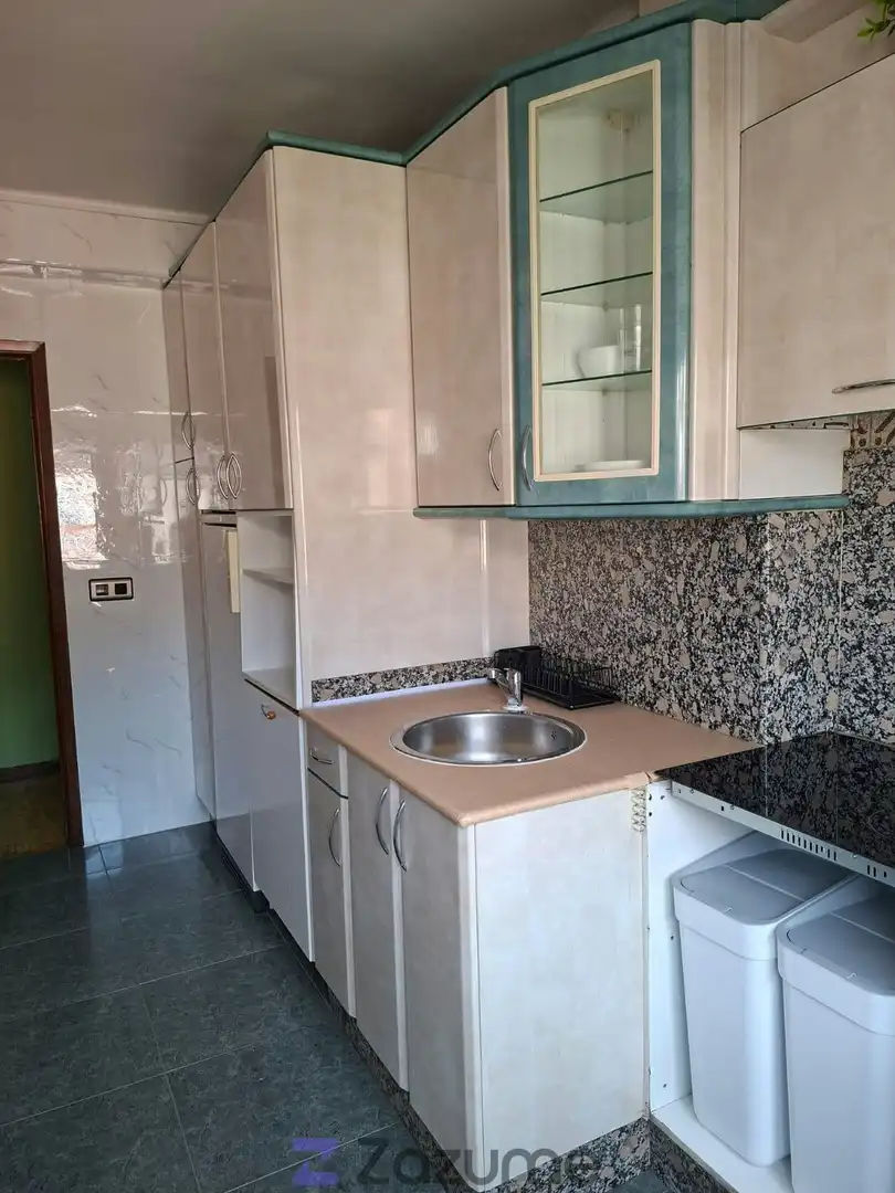 Kitchen of Flat for rent in Ponferrada  with Heating, Parquet flooring and Furnished