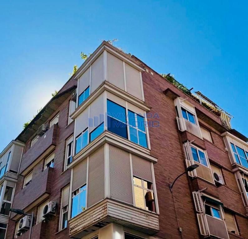 Exterior view of Flat for sale in  Madrid Capital  with Air Conditioner and Heating