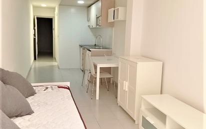 Study to rent in Carrer Plateria, Centre Històric