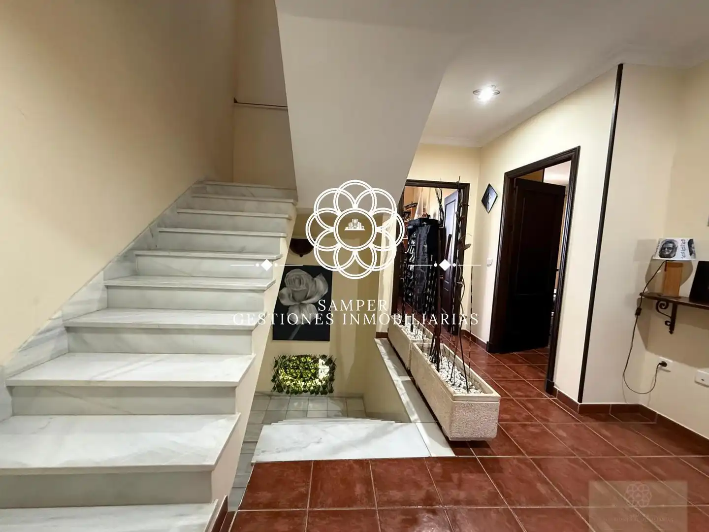 Casa adosada en venda en El Puerto de Santa María amb Traster