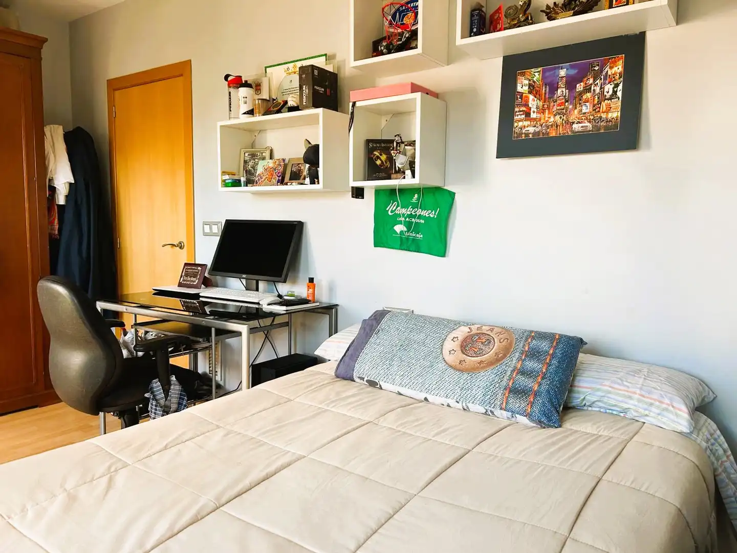 Habitación de Casa adosada en venta en Bonrepòs i Mirambell con Amueblado