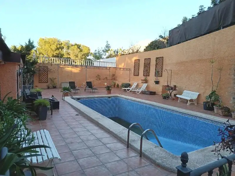 Piscina de Casa o chalet en venta en Torrevieja con Aire acondicionado, Calefacción y Jardín privado