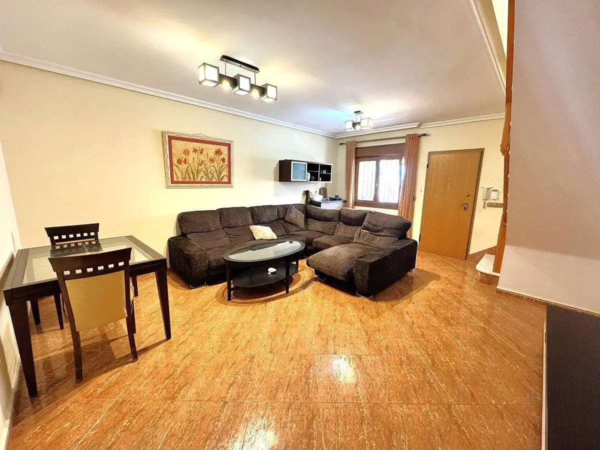 Adosado con piscina en venta en Los Balcones - Los Altos, imagen 7