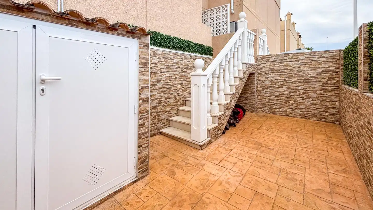 Detached homes for sale in Santa Pola  with Air Conditioner, Terrace and Storage room