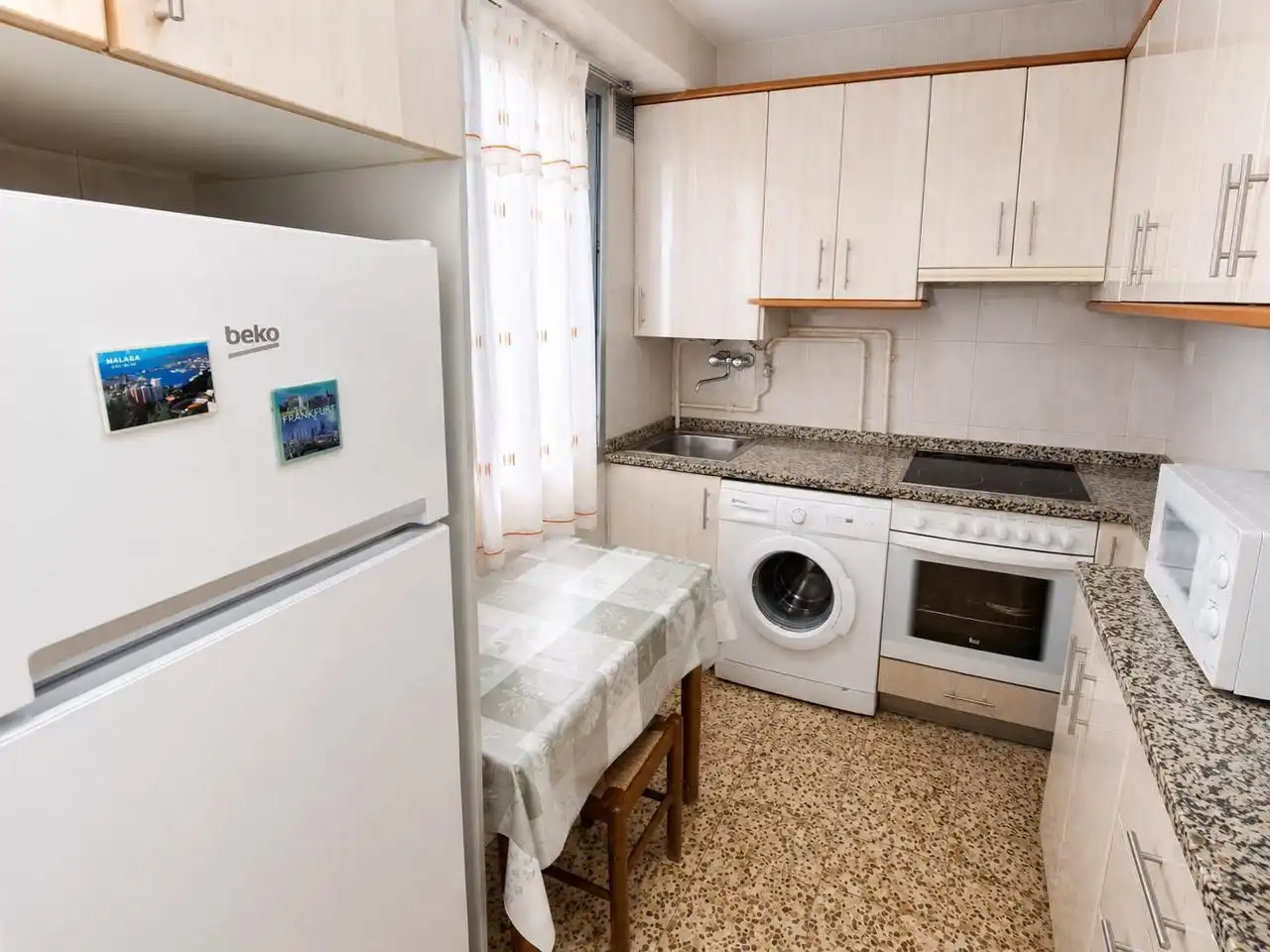 Cocina de Piso en venta en Zaragoza con Calefacción, Parquet y Terraza
