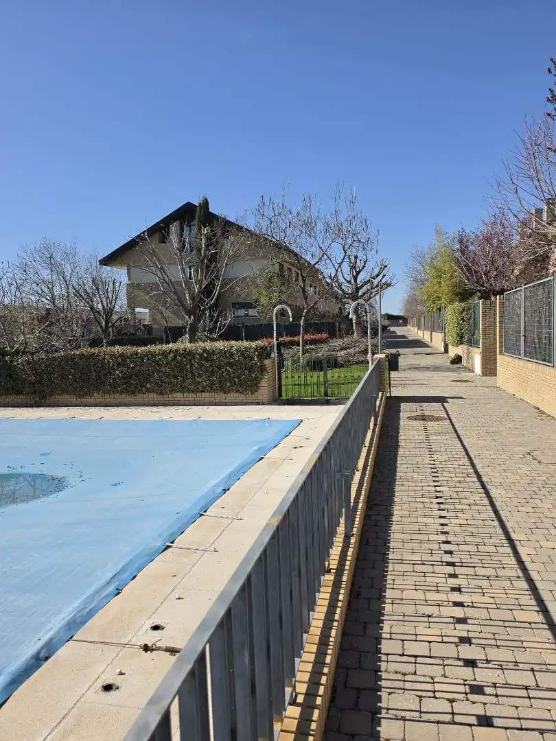 Casa pareada con piscina en venta en Calle de Ibiza, imagen 50