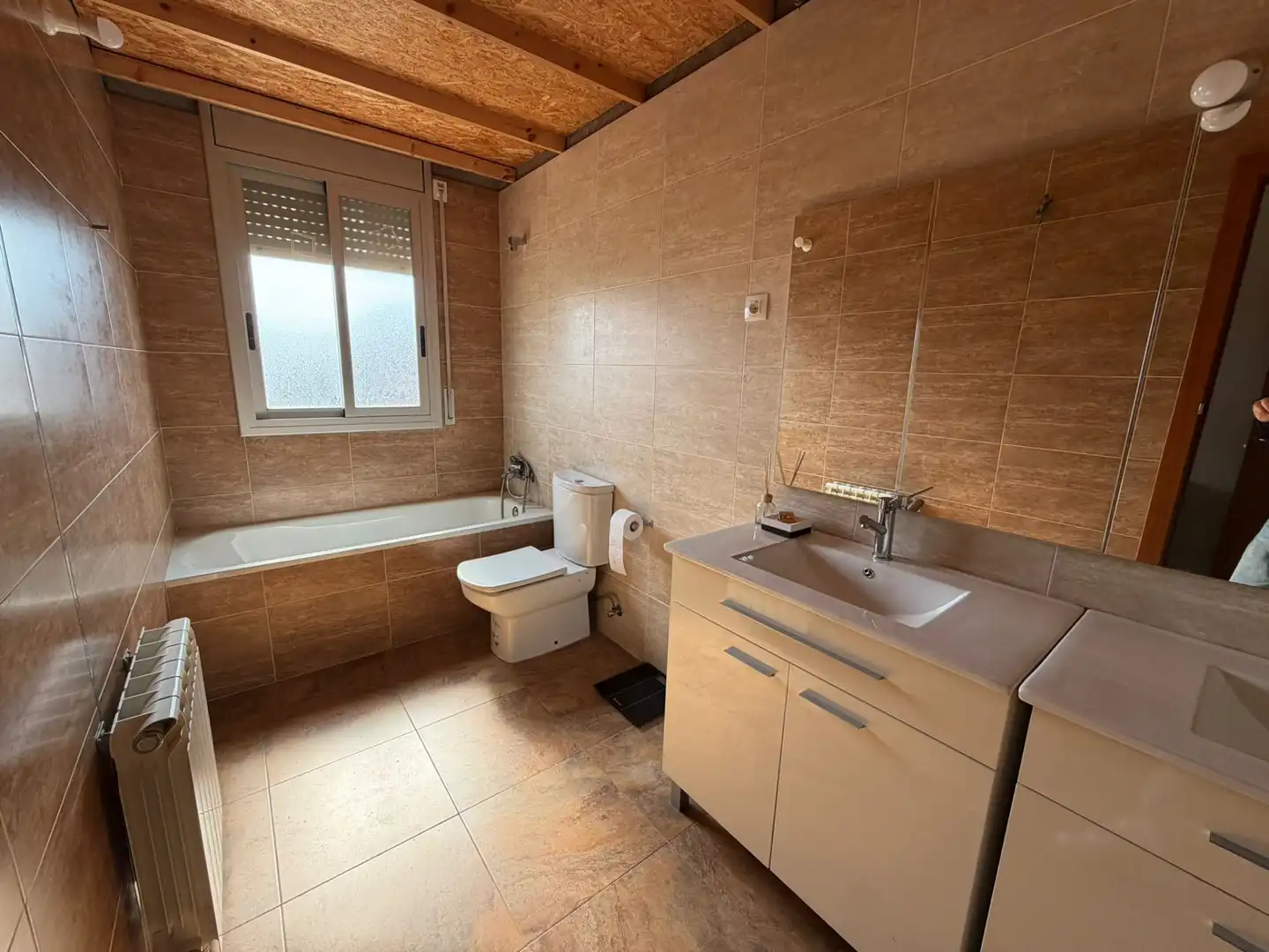 Terraced house with terrace for sale in Carrer Pirineus, imagen 5