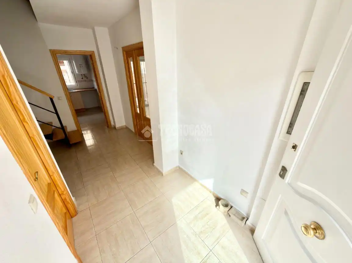 Casa adosada en venta en Valdeaveruelo con Aire acondicionado, Calefacción y Balcón