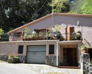 Vista exterior de Casa o xalet en venda en Montseny amb Terrassa