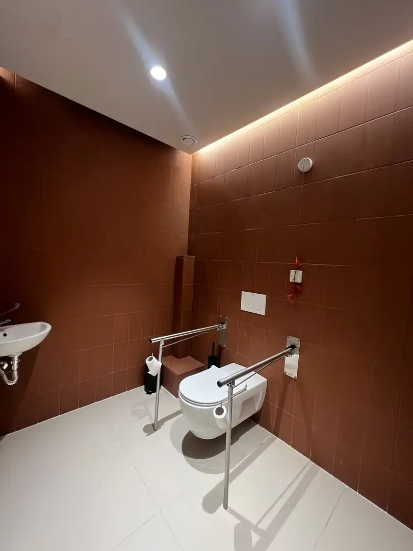 Baño de Oficina de alquiler en Valencia