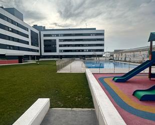 Piscina de Apartament en venda en  Logroño amb Calefacció, Parquet i Traster