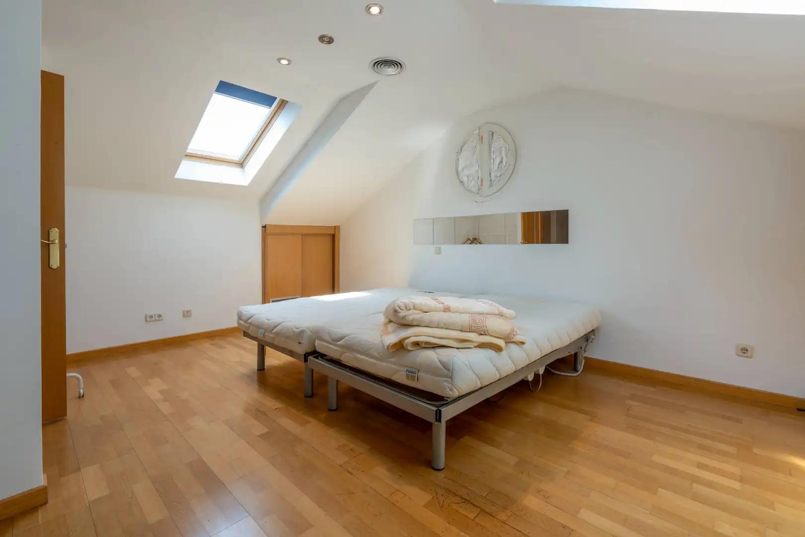 Bedroom of Houses for sale in Algete  with Air Conditioner, Heating and Private garden
