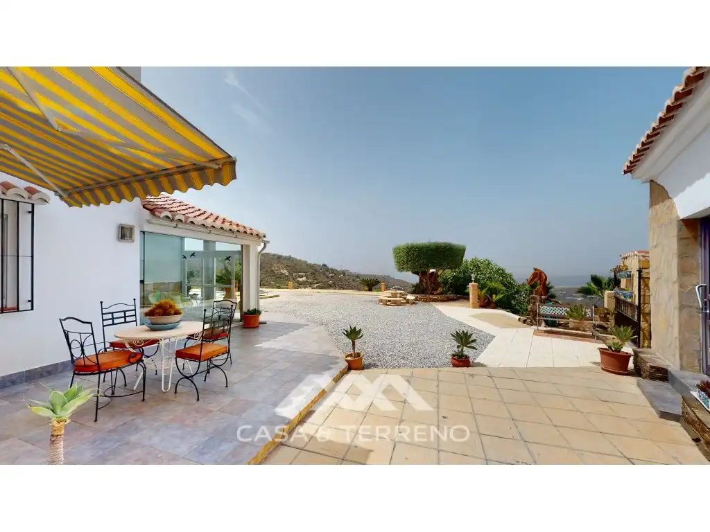 Terrace of Houses for sale in Sayalonga  with Air Conditioner, Private garden and Terrace