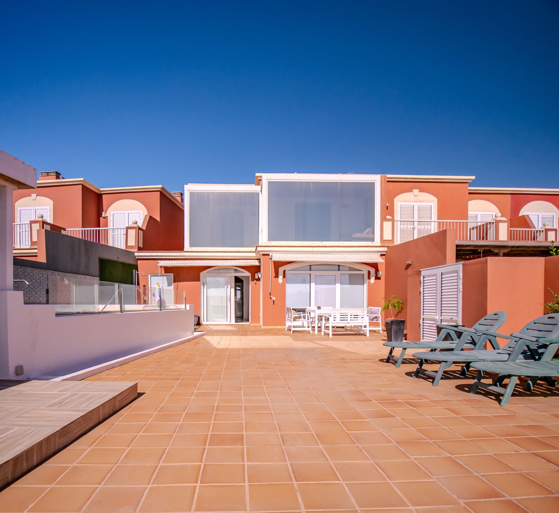 Exterior view of Single-family semi-detached for sale in Puerto del Rosario  with Private garden, Terrace and Swimming Pool