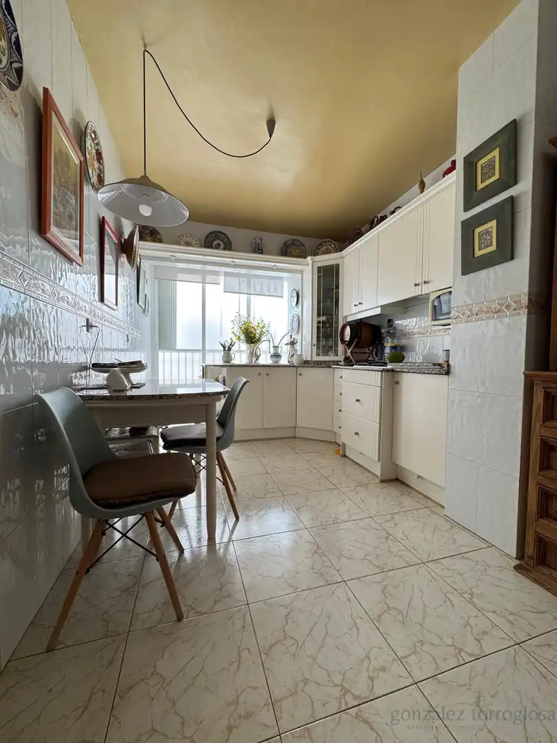 Kitchen of Flat for sale in Lorca  with Storage room and Furnished