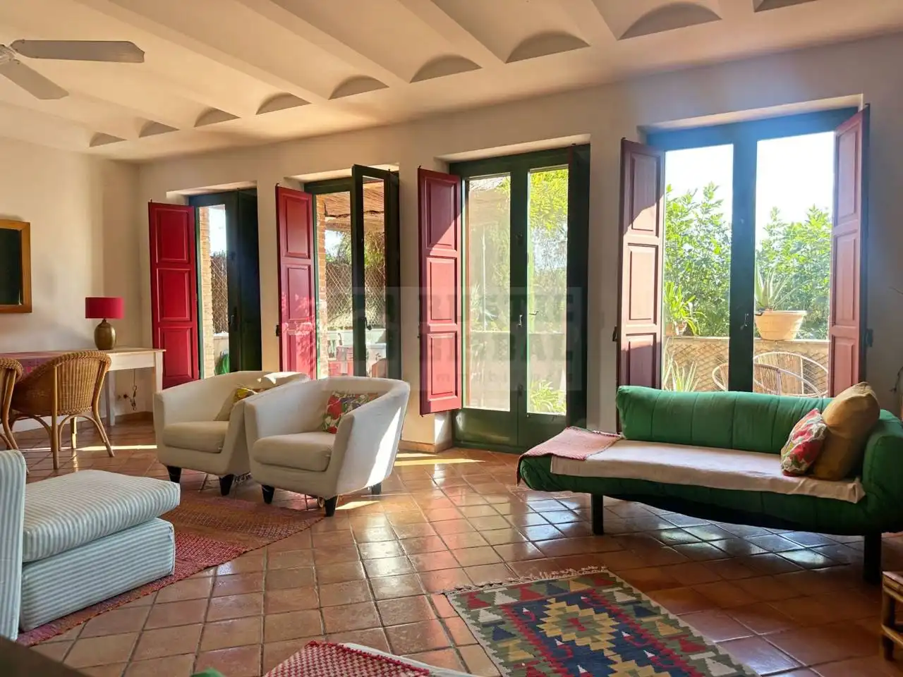 Sala d'estar de Finca rústica en venda en Forallac amb Terrassa